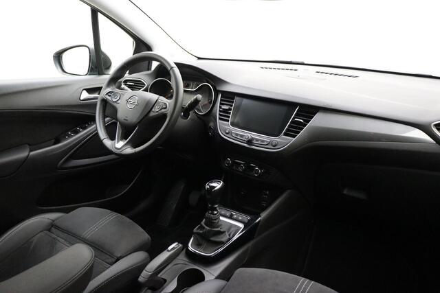 Opel Crossland 1.2 Turbo Ultimate 110 PK | Climate control | Achteruitrij Camera | Navigatie | Parkpilot | Alcantara leder | Keyless | Lichtmetalen velgen