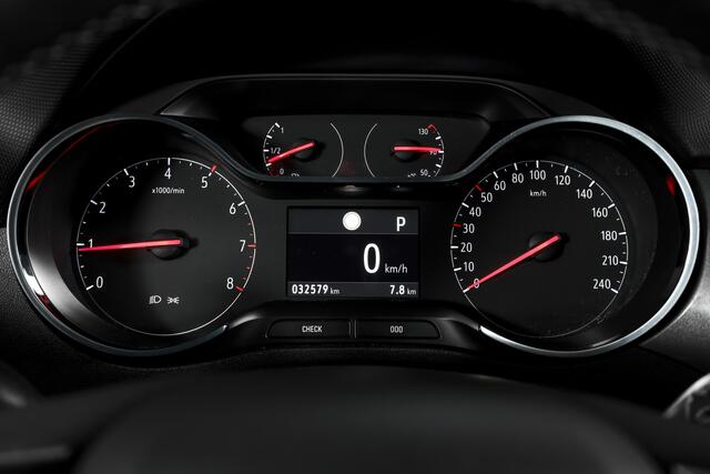 Opel Crossland 1.2 Turbo 130 PK Elegance - Automaat | Cruise | Stoel-+Stuurverw | PDC | App. Connect | ECC | DAB | LM 16" |