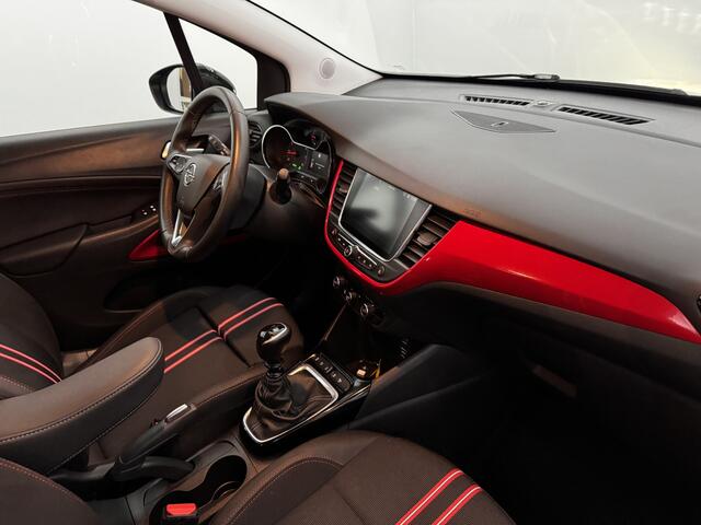 Opel Crossland 1.2 Turbo GS Line Half leder, Camera, Navi, Keyless start, Cruise control, Rijstrook correctie, Clima