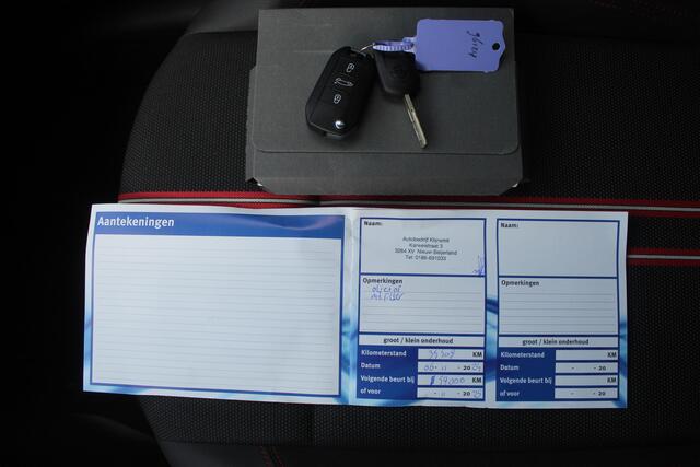 Opel Crossland 1.2 Turbo GS Line Navigatie/Cruise control/Climate control/Apple carplay/DAB+/Lane assist/Parkeersensoren/LED koplampen/Multifunctioneel stuurwiel/17'' Lichtmetalen velgen.