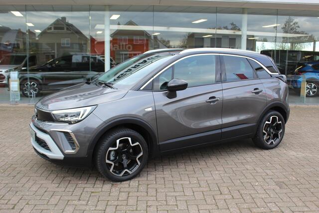 Opel Crossland 1.2-110pk Turbo Ultimate. Mooie en luxe hoogzitter met weinig km's ! Volautm. airco dual, cruise control, camera, comfortstoelen, metallic lak, LM wielen, navigatie, telefoonvoorb., LED verlichting etc.