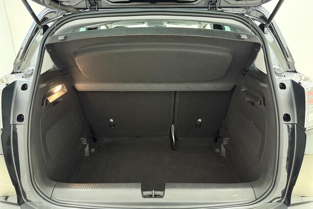 Opel Crossland 1.2 Turbo Level 4 110 PK | Glazen panoramadak | Navigatie | Climate control | Camera | Lichtmetalen velgen | Cruise control