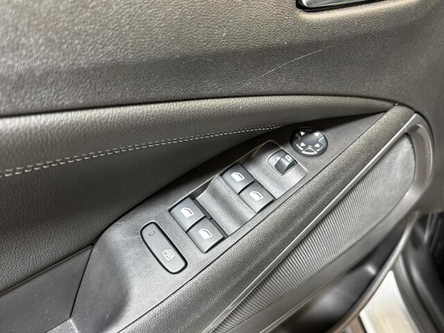 Opel Crossland 1.2 Turbo Elegance Navigatie | Achteruitrijcamera | Android auto / Apple carplay