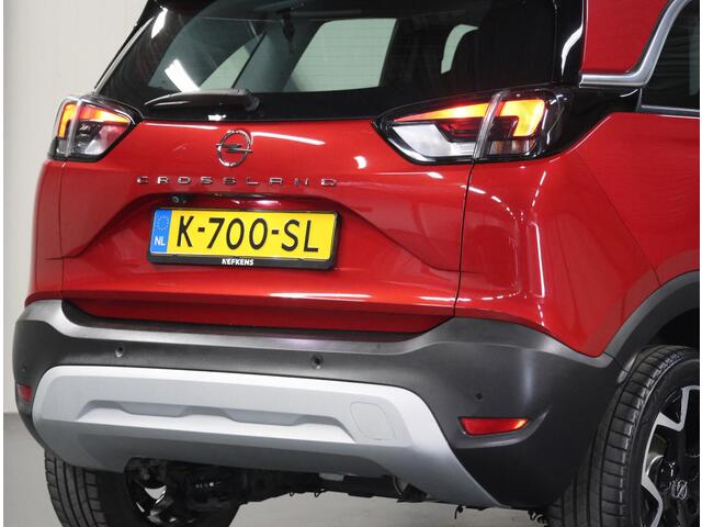 Opel Crossland 110PK Elegance | 1ste eigenaar | AppleCarPlay/AndroidAuto | Winterpakket | Camera | Climate Control | 17"LMV | Navigatie | Isofix | LED | AGR Stoel | Armsteun | Stoel/StuurVerwarmd |