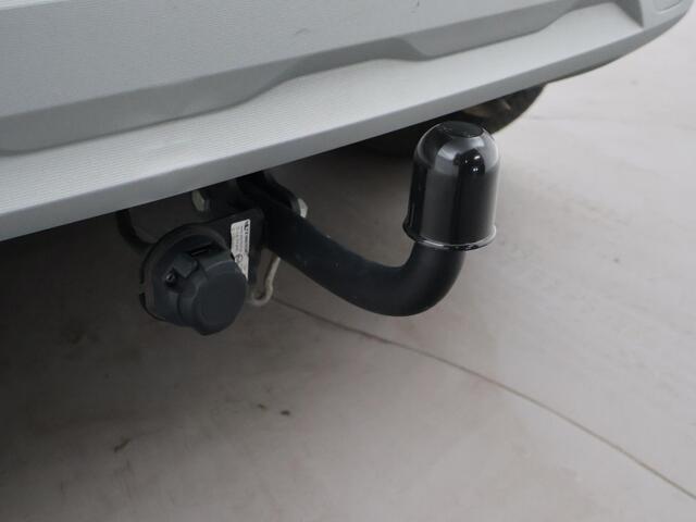 Opel Crossland 1.2 TURBO + TREKHAAK | CAMERA | DAB+ | APPLE CARPLAY | PRIVACY GLASS | LED