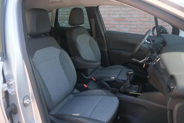 Opel Crossland 1.2 Turbo 110pk Elegance | Private Lease vanaf ¤ 349,- p.m.
