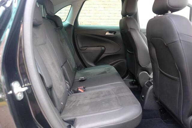 Opel Crossland 1.2 Turbo 110pk Ultimate | Navi | App Connect | Climate | Cruise | PDC | Blind Spot | Trekhaak