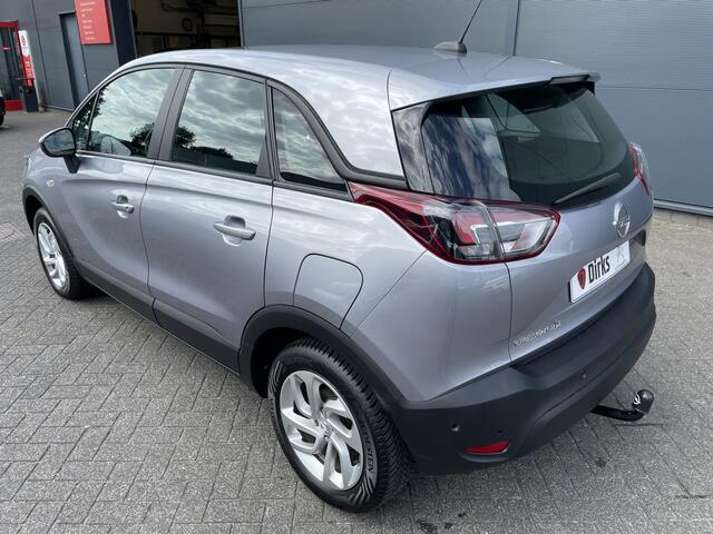 Opel Crossland X 130pk Innovation (Trekhaak - Camera - Parkeersensoren V+A - Stoel-/-stuurverwarming - Navigatie - Apple Carplay - Dodehoek detectie - 4S banden)