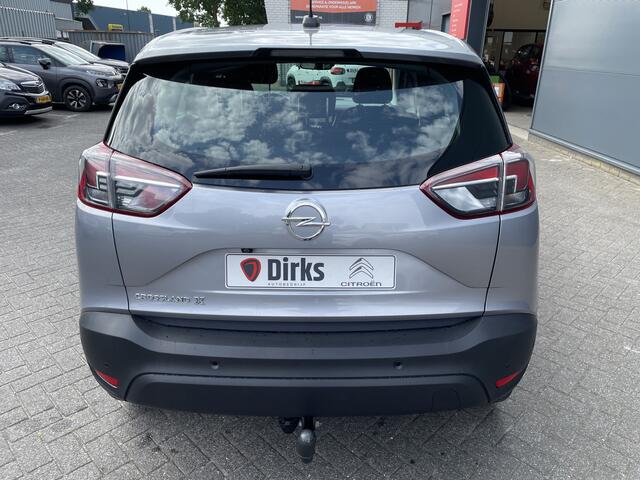 Opel Crossland X 130pk Innovation (Trekhaak - Camera - Parkeersensoren V+A - Stoel-/-stuurverwarming - Navigatie - Apple Carplay - Dodehoek detectie - 4S banden)