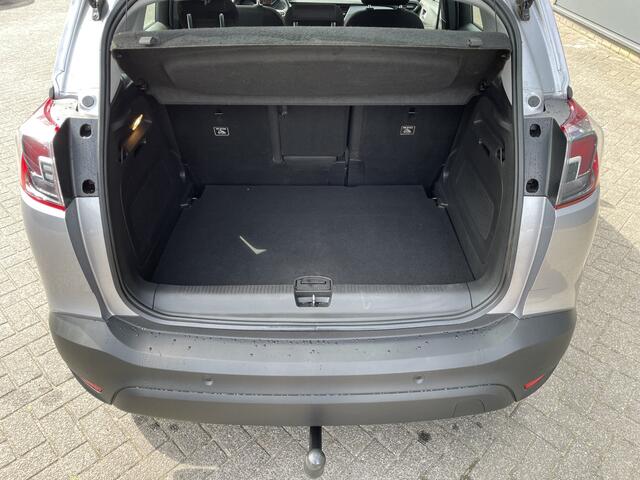 Opel Crossland X 130pk Innovation (Trekhaak - Camera - Parkeersensoren V+A - Stoel-/-stuurverwarming - Navigatie - Apple Carplay - Dodehoek detectie - 4S banden)