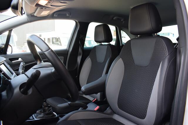 Opel Crossland X 1.2 Turbo Innovation | Trekhaak | Apple CarPlay | Half Leer | Climate