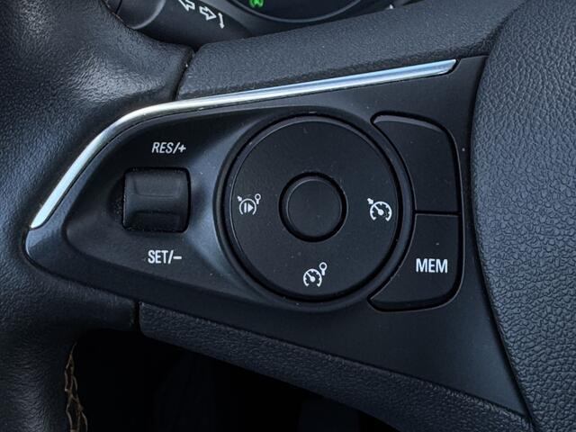 Opel Crossland X 1.2 Turbo Innovation Prijs Inclusief Onderhoud & 12 Maand BOVAG Garantie | Trekhaak | Climate Control |