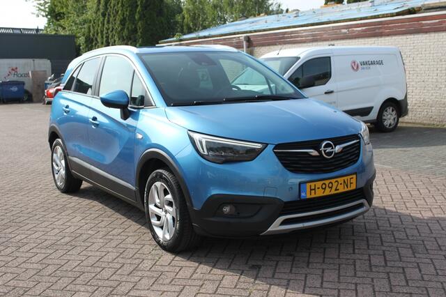 Opel Crossland X 1.2 T. Innovation, navigatie, parkeersensoren, aur camera 360, c