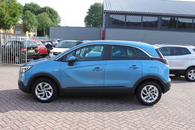 Opel Crossland X 1.2 T. Innovation, navigatie, parkeersensoren, aur camera 360, c