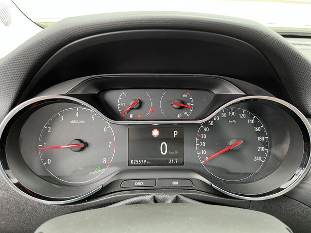 Opel Crossland X 1.2 Turbo Innovation | Navigatie | Stoel & Stuur verwarming | Camera | Carplay |