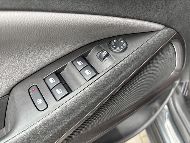 Opel Crossland X 1.2 Turbo Innovation | 96KW 130PK! Camera PDC AppleCarplay AndroidAuto Navi