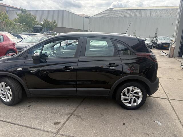 Opel Crossland X 1.2 Online Edition