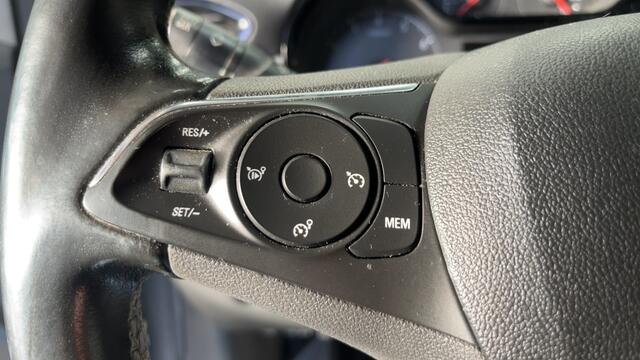 Opel Crossland X 1.2 Online Edition