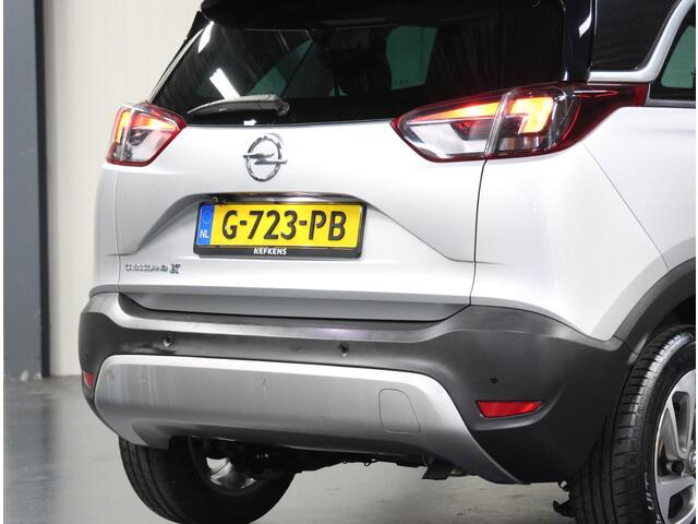 Opel Crossland X 1.2 Turbo 110PK Innovation | AUTOMAAT | Camera | Stoel/Stuur Verwarming | AppleCarPlay/AndroidAuto | Climate Control | Cruise Control | Isofix | Privacy Glass | Parkeersensoren | Two-Tone |