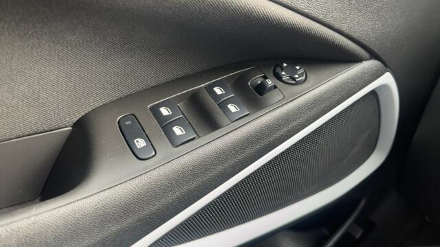 Opel Crossland X 1.2 T. Ed. 2020 Winterpakket, Led