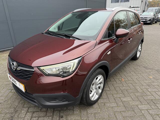 Opel Crossland X 82pk Online Edition (Trekhaak - Apple Carplay - Navigatie - Airco - Parkeersensoren)