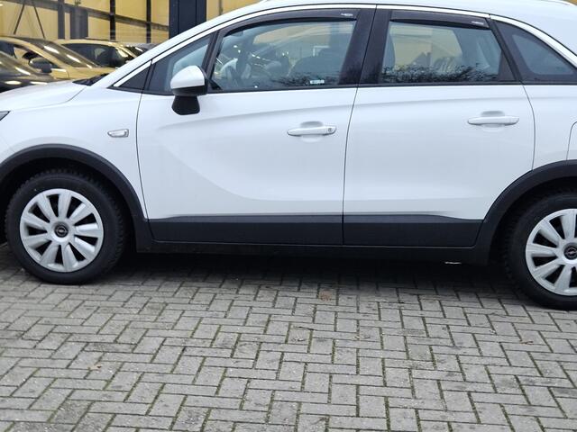Opel Crossland X 1.2 Innovation + NAVIGATIE + HALF LEER + KLIMA + CRUISE