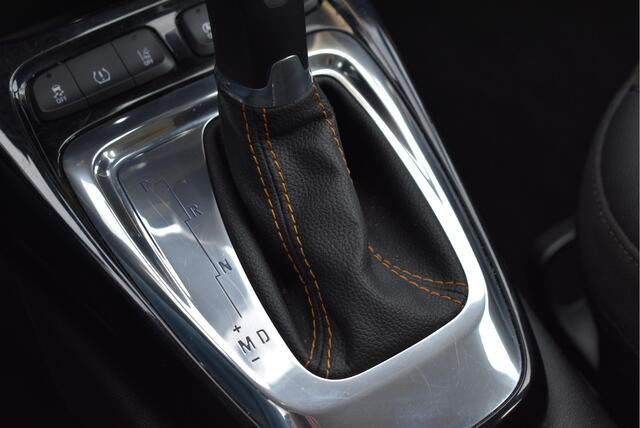 Opel Crossland X 1.2 Turbo Innovation Automaat, 360* camera, Stoel/stuurverwarming, Navi, Trekhaak, Carplay