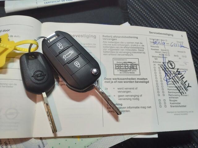 Opel Crossland X 1.2 120 Jaar Editon