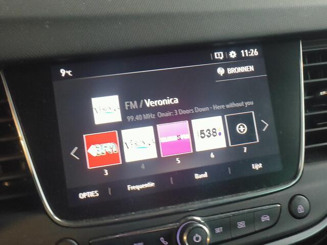 Opel Crossland X 1.2 Turbo Innovation AUTOMAAT uit 2019 Rijklaar + 12 maanden Bovag-garantie Henk Jongen Auto's in Helmond, al 50 jaar service zoals 't hoort!