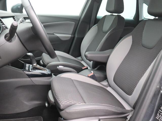 Opel Crossland X 1.2 Turbo Innovation 110PK Aut6 Ergo stoelen, Achteruitrijcamera, Side Assist, PDC voor + achter, Keyless, 16" LM Velgen, Navi