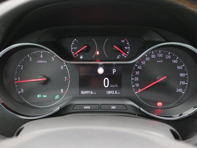 Opel Crossland X 1.2 Turbo Innovation 110PK Aut6 Ergo stoelen, Achteruitrijcamera, Side Assist, PDC voor + achter, Keyless, 16" LM Velgen, Navi