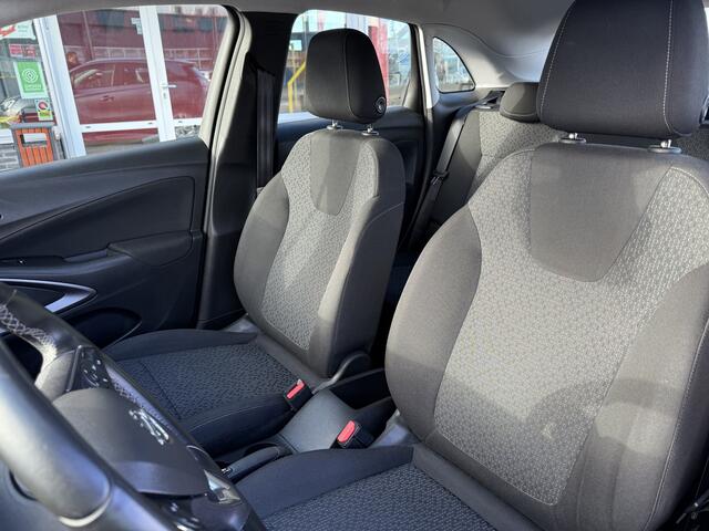 Opel Crossland X 1.2 Innovation Navigatie, Cruise contr, Parkeersens, etc..