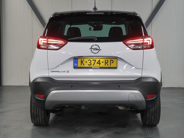 Opel Crossland X 110PK Edition 2020 | 1ste eigenaar | Parkeersensoren | Navigatie | Airco | LMV | AppleCarPlay/AndroidAuto | Cruise Control | LED lampen | Trekhaak | Isofix | Privacy Glass | Parkeersensoren | Two-Tone |