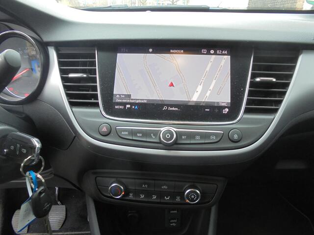 Opel Crossland X 1.2 Turbo Edition Airconditioning, Navigatie, Parkeer Sensoren achter,