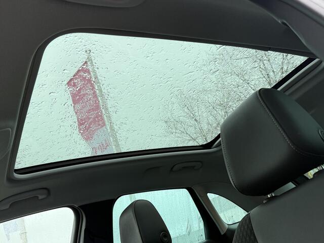 Opel Crossland X BWJ 2018 | 1.2T 111pk Innovation | PANO DAK | CAMERA | CLIMA | NAVI | PRIVACY GLASS | SPORTSTOELEN | WINTERPAKKET | CARPLAY