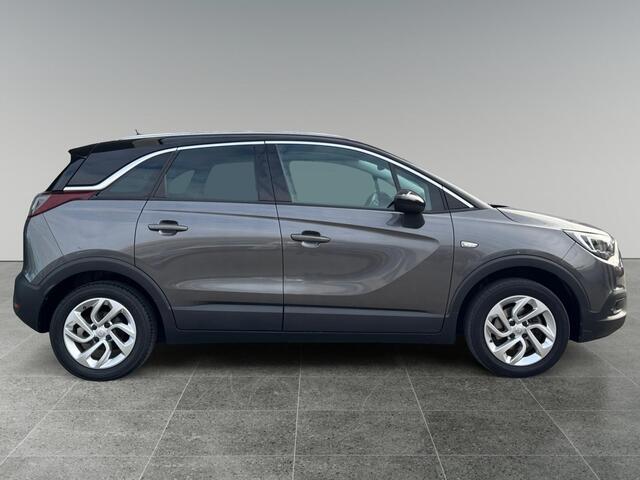 Opel Crossland X Innovation 1.2 Turbo 110pk | AGR-STOEL | TREKHAAK | NAVI PRO | STOELVERWARMING | STUURVERWARMING | PARKEERSENSOREN | CLIMATE CONTROL | ISOFIX |