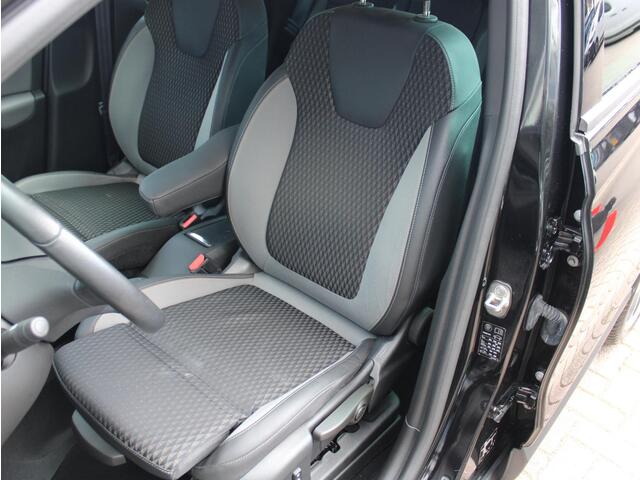 Opel Crossland X 1.2 Turbo Innovation | Automaat | Trekhaak/Camera/Navi/AGR-Stoelen