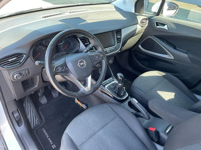 Opel Crossland X 1.2 Online Edition