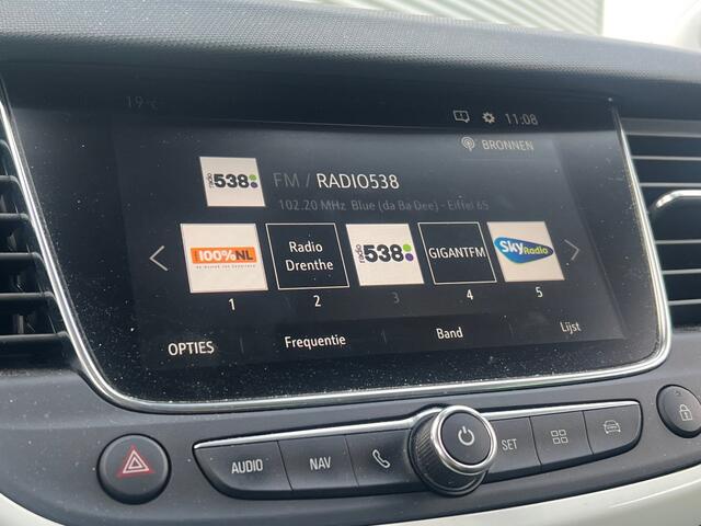 Opel Crossland X BWJ 12-2020 | 1.2T 131PK Edition 2020 NIEUW!! | TREKHAAK | CLIMA | CAMERA A | NAVI | CARPLAY | PDC 2X | PRIVACY GLASS |
