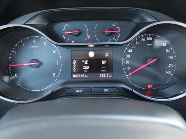 Opel Crossland X 1.2 Turbo Innovation | Carplay / LMV