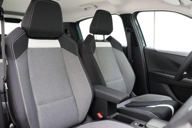 Opel FRONTERA Electric Edition 44 kWh | Navigatie | Stoelverwarming | Camera | Cruise control | Stuurverwarming | Voorruitverwarming