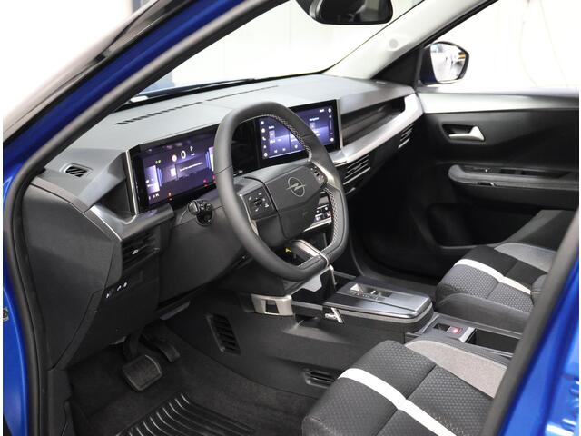 Opel FRONTERA 1.2 Turbo Hybrid GS 7p. | 7 Persoons | Camera | Parkeersensoren | LED | Intelli-Seat Ergonomische stoelen | Stoel, Stoel & Voorruit verwarming |