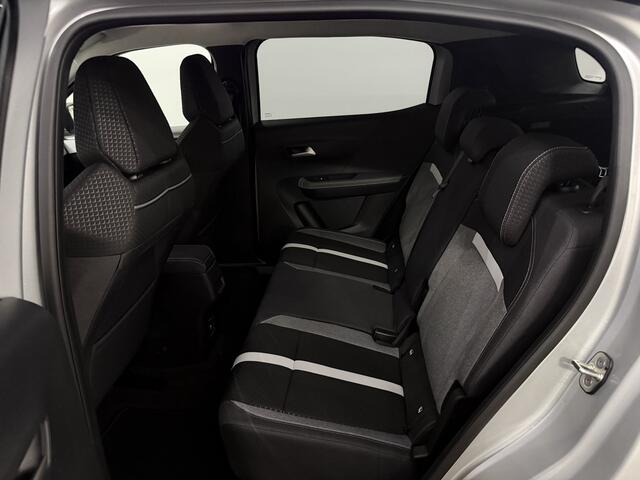 Opel FRONTERA 1.2 Turbo Hybrid GS 7p. Camera, Navi, Winterpakket, Cruise control, Rijstrook correctie, Virtual desk, Apple carplay, 2 jaar garantie