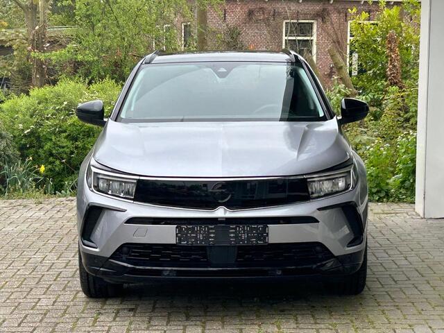 Opel Grandland 1.6 Turbo 225pk Plug-In Hybrid GS | Navigatie | Adaptive Cruise control | Climate control | Achteruitrijcamera | Parkeersensoren | Zwart dak