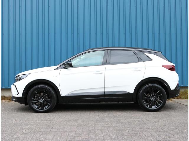 Opel Grandland 1.2 130PK Turbo GS | AUTOMAAT | AppleCarPlay/AndroidAuto | Cruise Control | Camera | Stoel, Stuur & Voorruit verwarmd | AGR-Stoelen | Parkeersensoren | Two-tone |