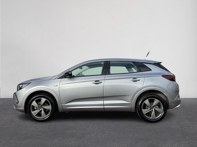 Opel Grandland 1.2 Turbo 130PK Edition | Climate Control | Stoel- en Stuurverwarming | LED Verlichting | 18"Lmv | Apple Carplay/Android Auto | Digitaal Dashboard | Parkeer Sensoren voor en Achter ( Vestiging - Vianen )