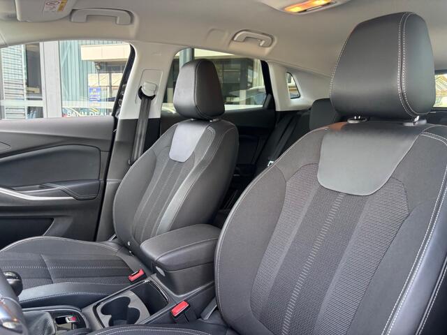 Opel Grandland 1.2 TURBO GS NIGHTEDITION 130PK NAVI LMV VIRTUALCOCKPIT 360GRCAM