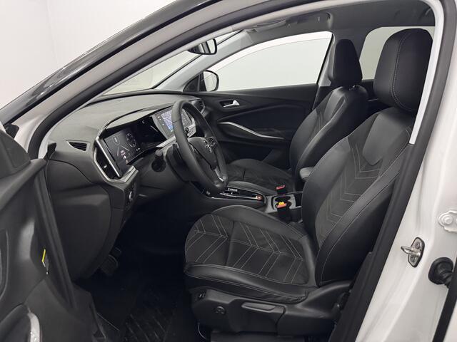 Opel Grandland 1.2 Turbo Ultimate Half leder, Camera, Navi, Keyless start, Winterpakket, Cruise control adaptief, Virtual desk