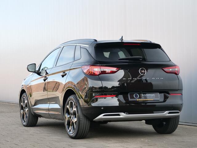 Opel Grandland 1.2 turbo 130pk Ultimate Automaat Camera / LED / Navigatie / Stoelverwarming