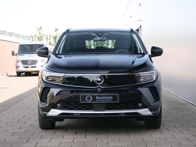 Opel Grandland 1.2 turbo 130pk Ultimate Automaat Camera / LED / Navigatie / Stoelverwarming
